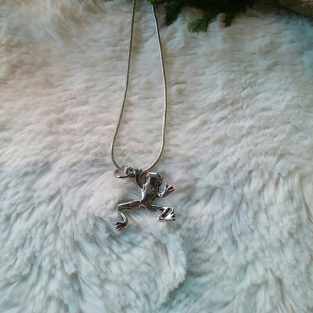 Fairy Tale Forest Leaping Frog Necklace - Picture 4 of 4